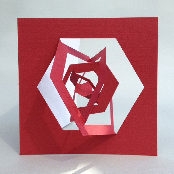 3D-Bauhaus Postkarte Hexagon ausgeklappt, rot